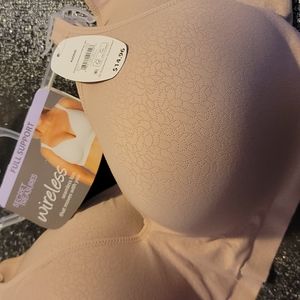 Women's Wireless Bra, NWT
